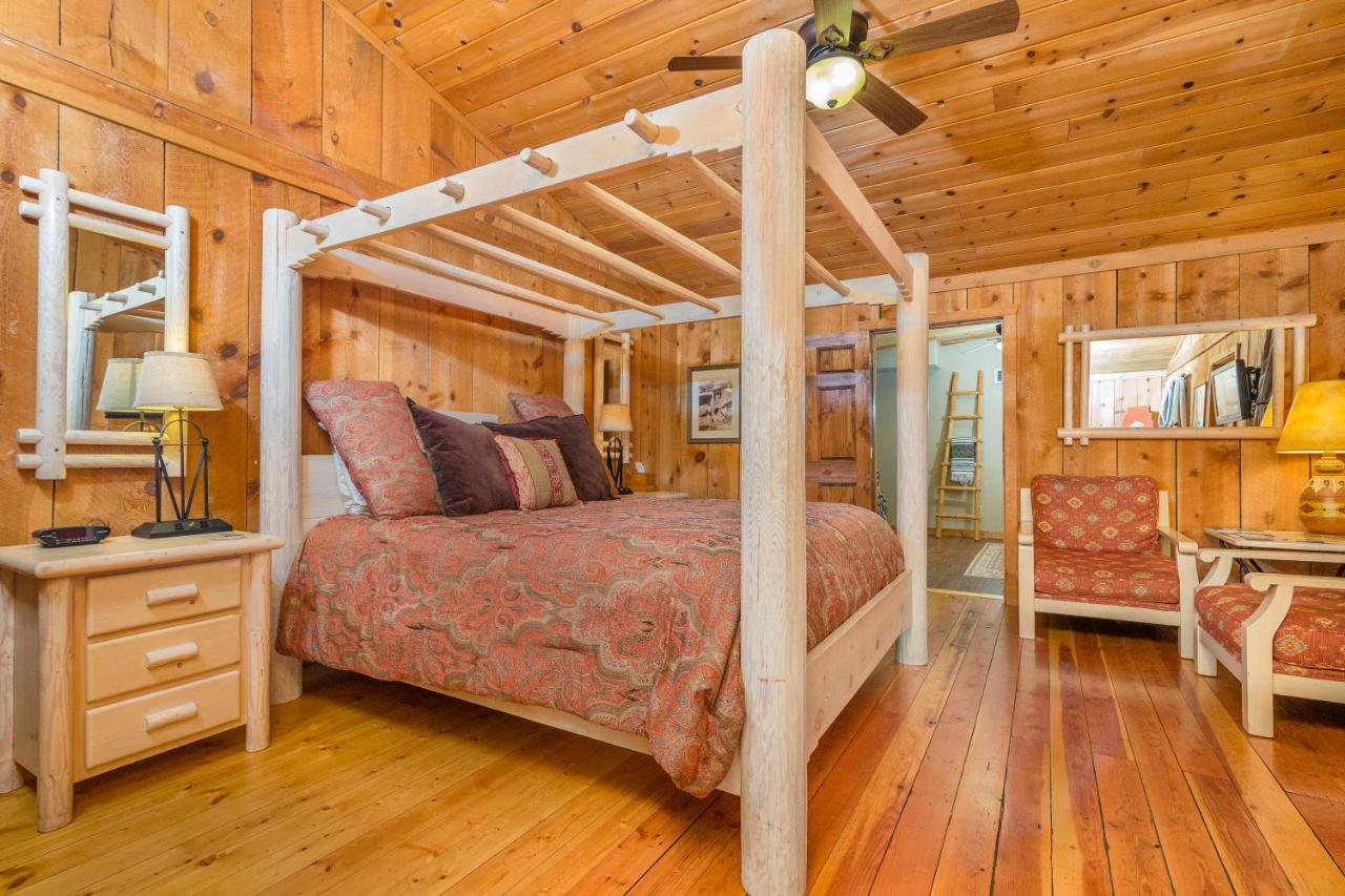 윌리엄스 Trapper'S Rendezvous B&B 외부 사진